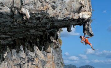 deep water soloing